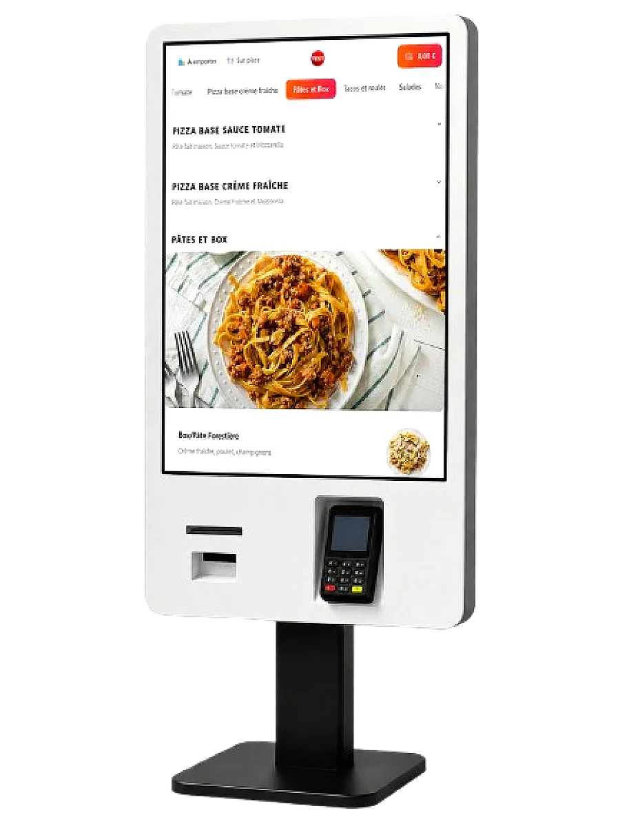 Borne de commande OrdraFood en restaurant : le client parcourt le menu et compose sa commande sur l'écran tactile